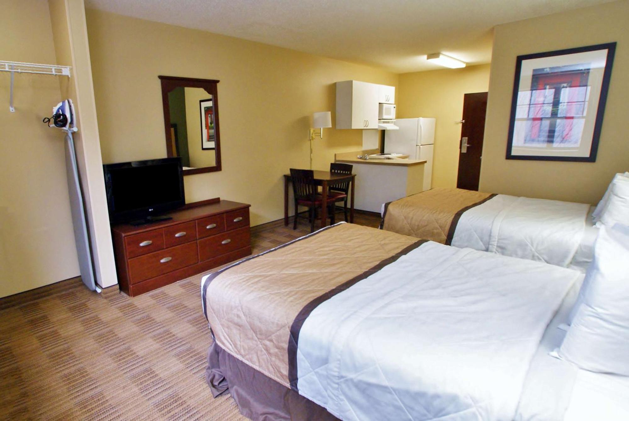 Extended America - Mt Olive - Budd Hotel